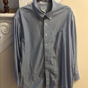 Men’s L.L. Bean wrinkle resistant long sleeve button down dress shirt 16.5-34